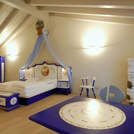 Hotel La Del Grop 3*